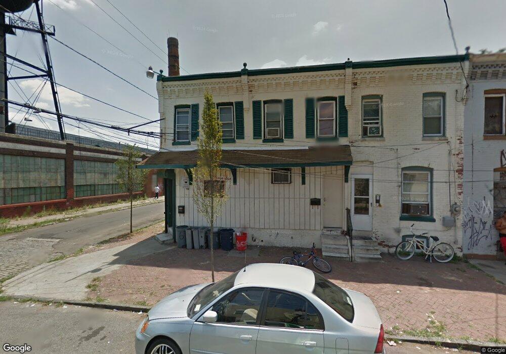 522 Jefferson St, Camden, NJ 08104 - photo 1