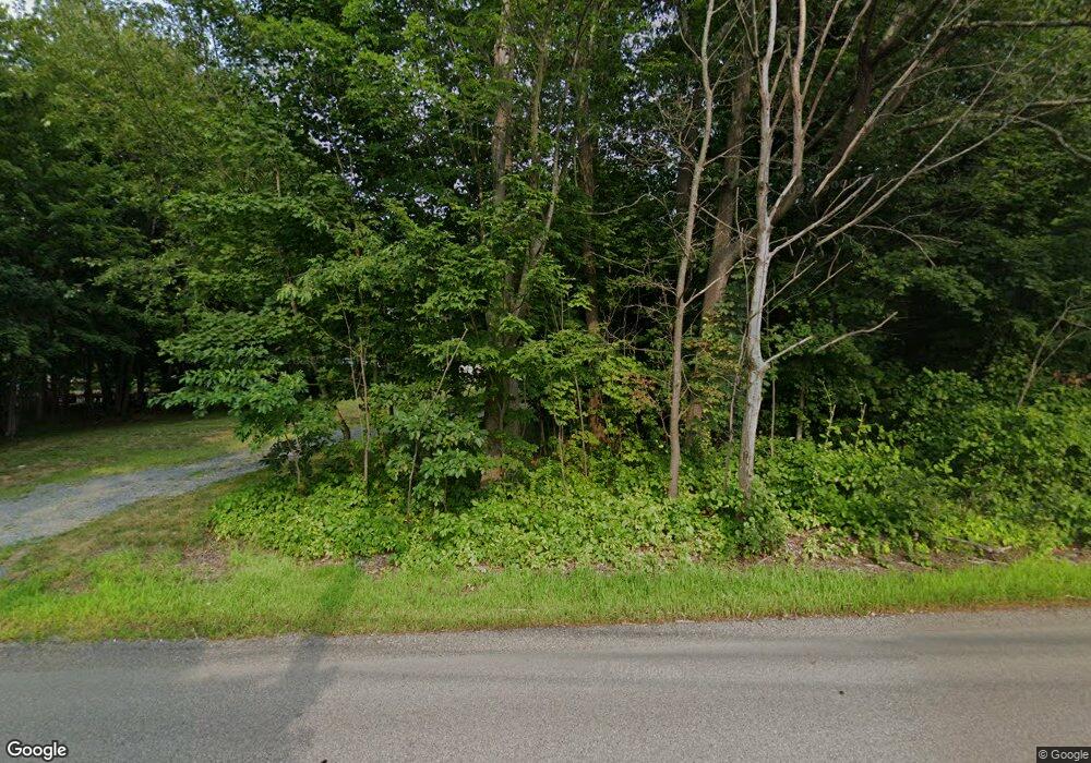 827 Lincoln St, Franklin, MA 02038 - photo 1