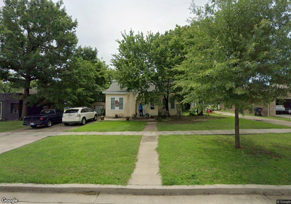 713 Hargrove St, Ardmore, OK 73401 - photo 1
