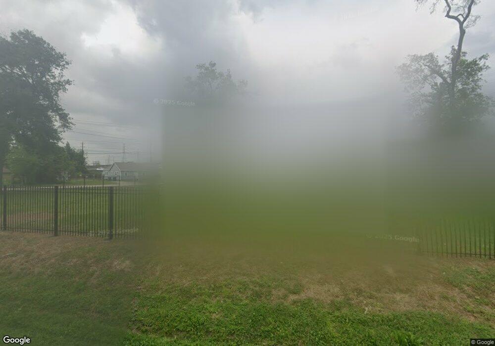 6214 Frisco St, Houston, TX 77022 - photo 1