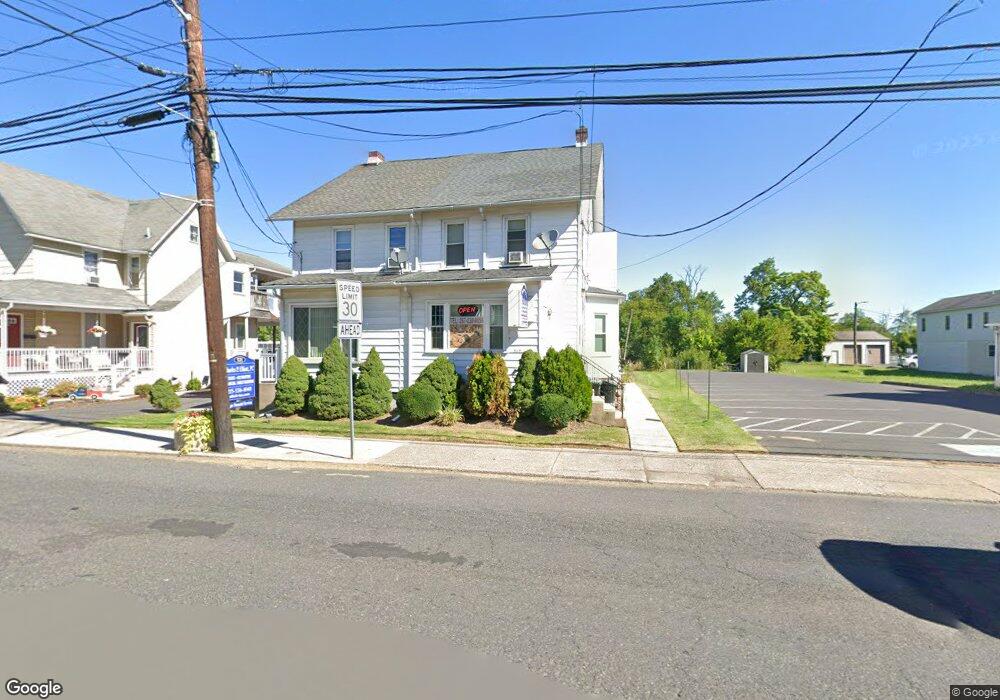 519 W Broad St unit 1ST FLOOR, Quakertown, PA 18951 - photo 1