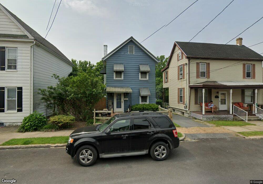 378 W Queen St, Chambersburg, PA 17201 - photo 1