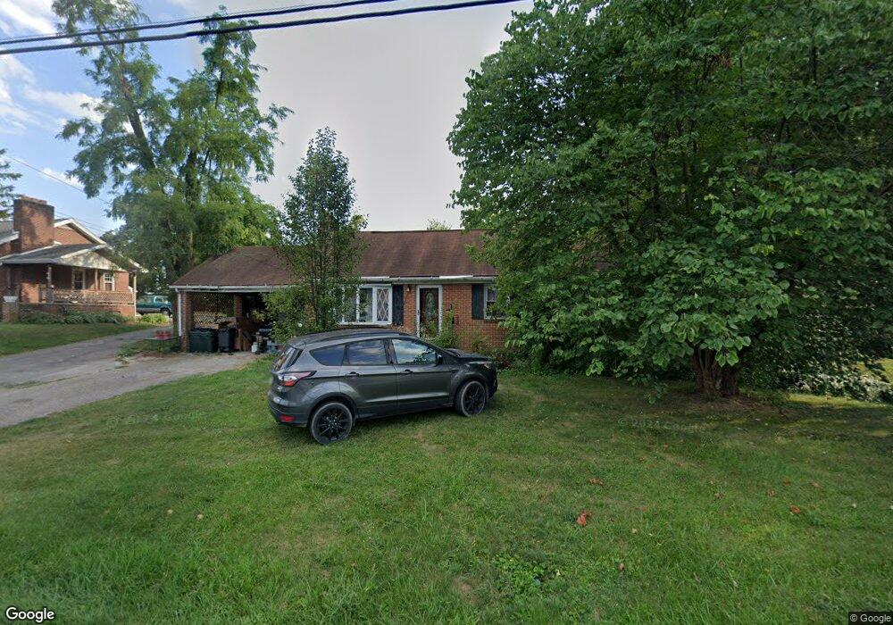 46 Maple St, Gettysburg, PA 17325 - photo 1