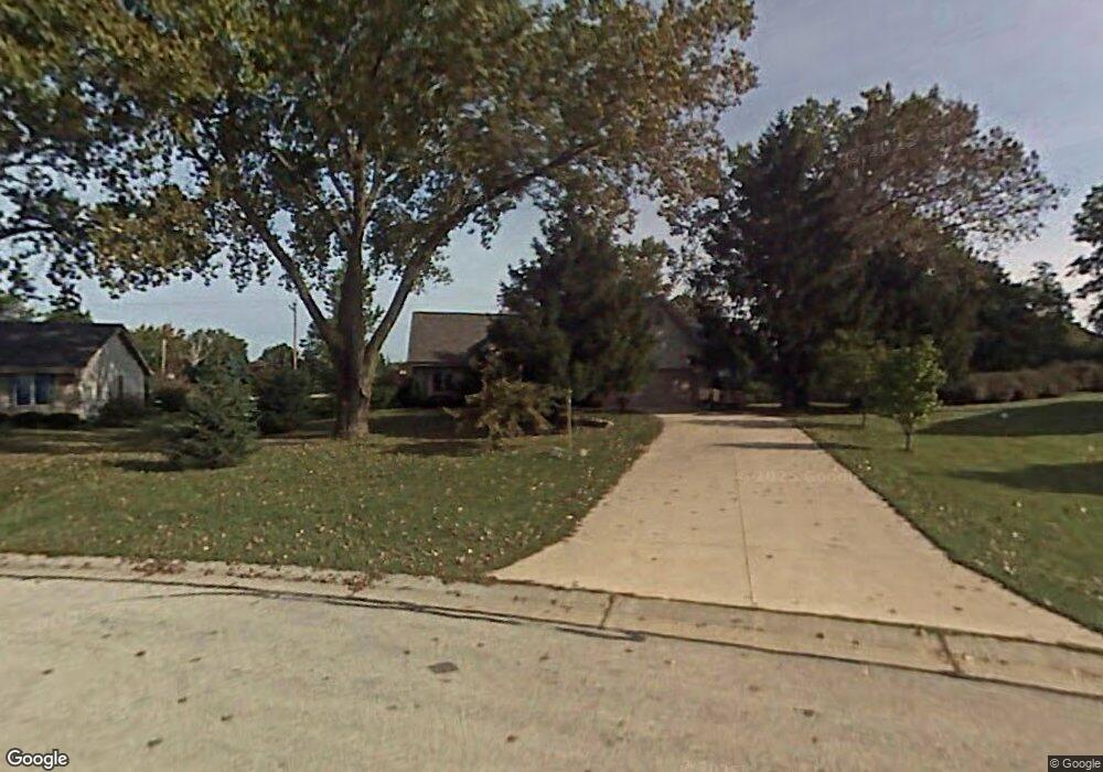 N103W16824 Wildrose Ln, Germantown, WI 53022 - photo 1