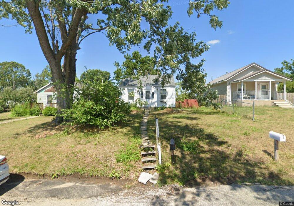 1104 22nd Ave SW, Cedar Rapids, IA 52404 - photo 1