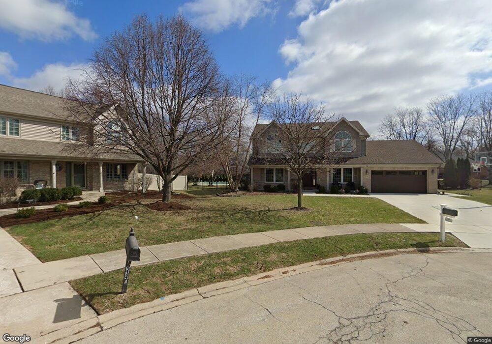 338 E Mckenna Ct, Elmhurst, IL 60126 - photo 1