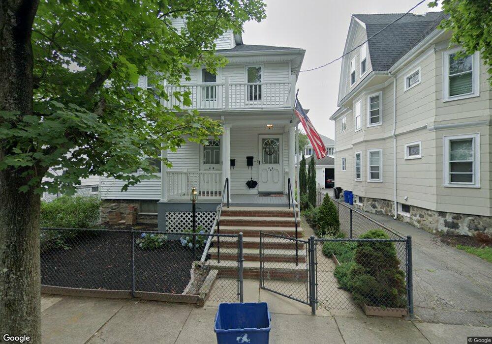 44 Magnolia St unit 2, Arlington, MA 02474 - photo 1