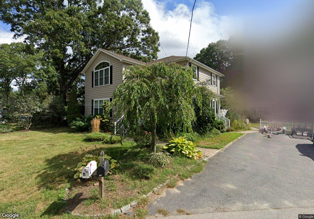 76 Grand View Dr, Warwick, RI 02886 - photo 1