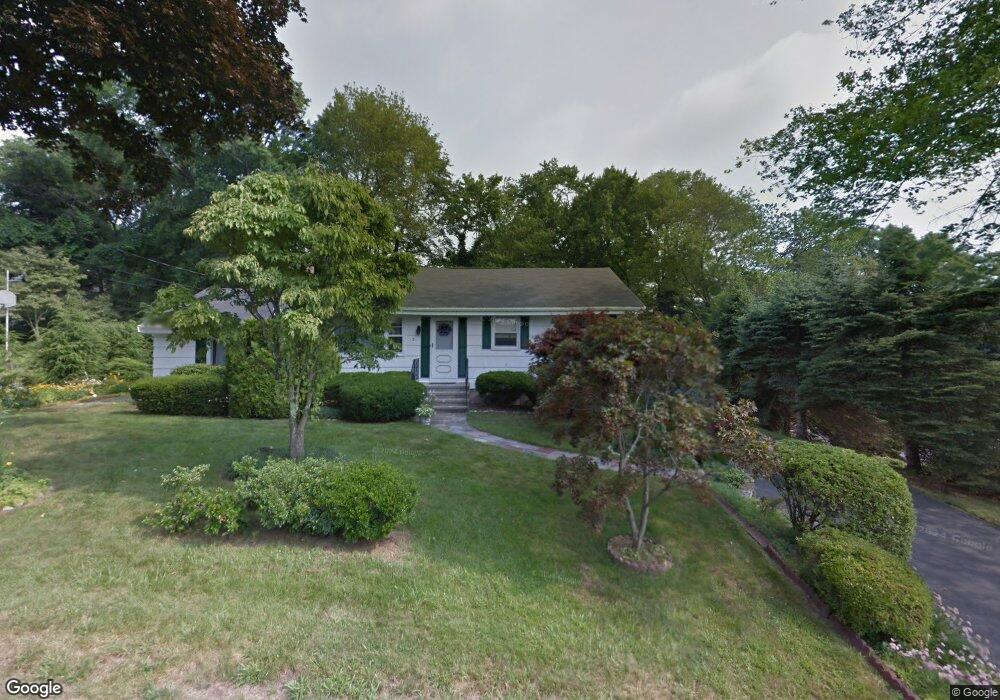 2 Spruce St, Trumbull, CT 06611 - photo 1