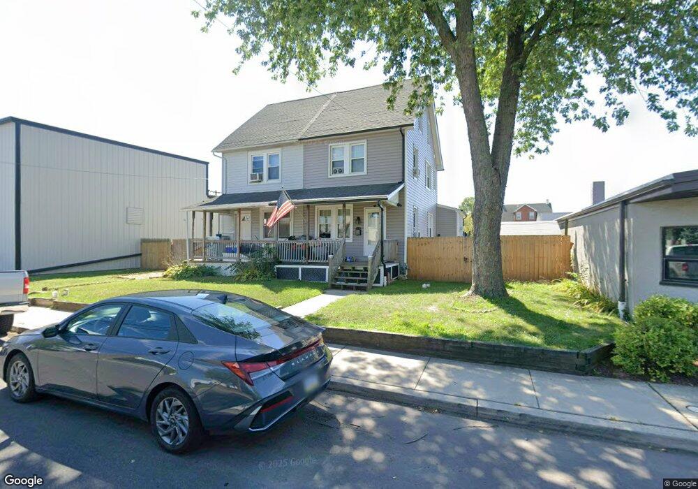 220 W 8th St, Lansdale, PA 19446 - photo 1