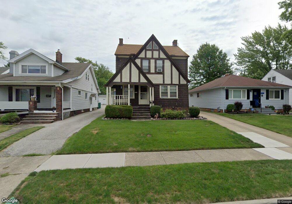 5111 Cato St, Maple Heights, OH 44137 - photo 1