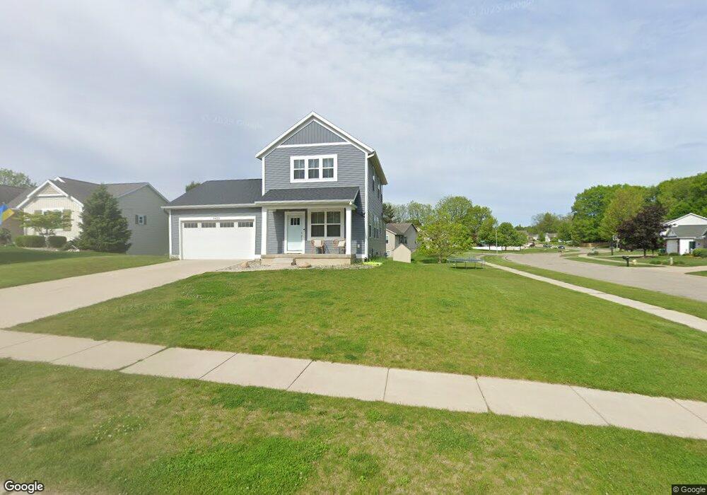 5423 Lilly Ct SW, Wyoming, MI 49509 - photo 1