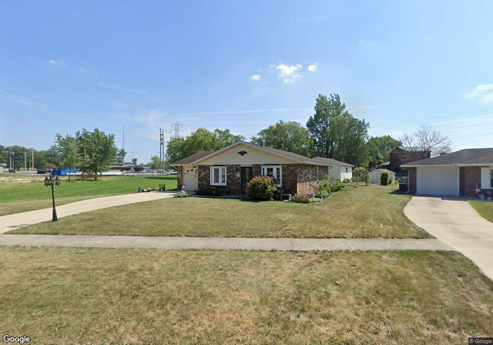 435 Sandpiper St, Lima, OH 45801 - photo 1