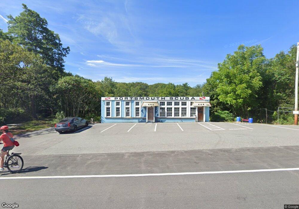 915 Sagamore Ave, Newington, NH 03801 - photo 1