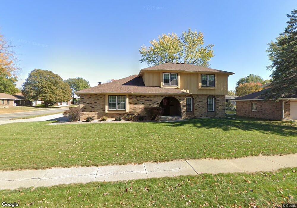 724 E 16th St N, Newton, IA 50208 - photo 1