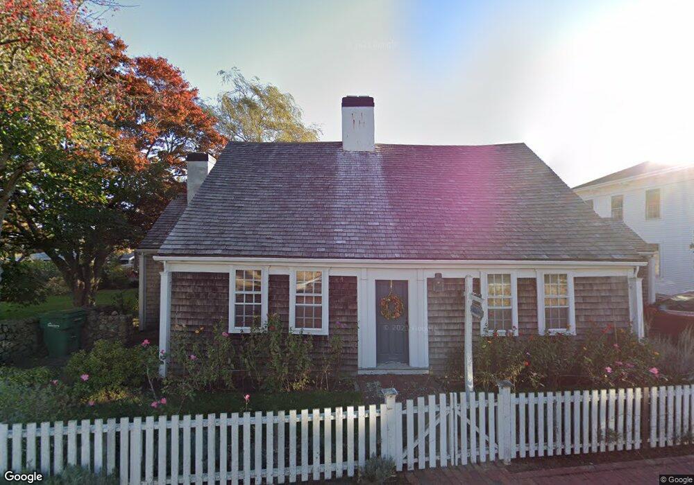 131 Main St, Vineyard Haven, MA 02568 - photo 1