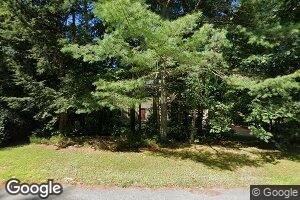 31 Rivermeadow Dr, Steep Falls, ME 04085