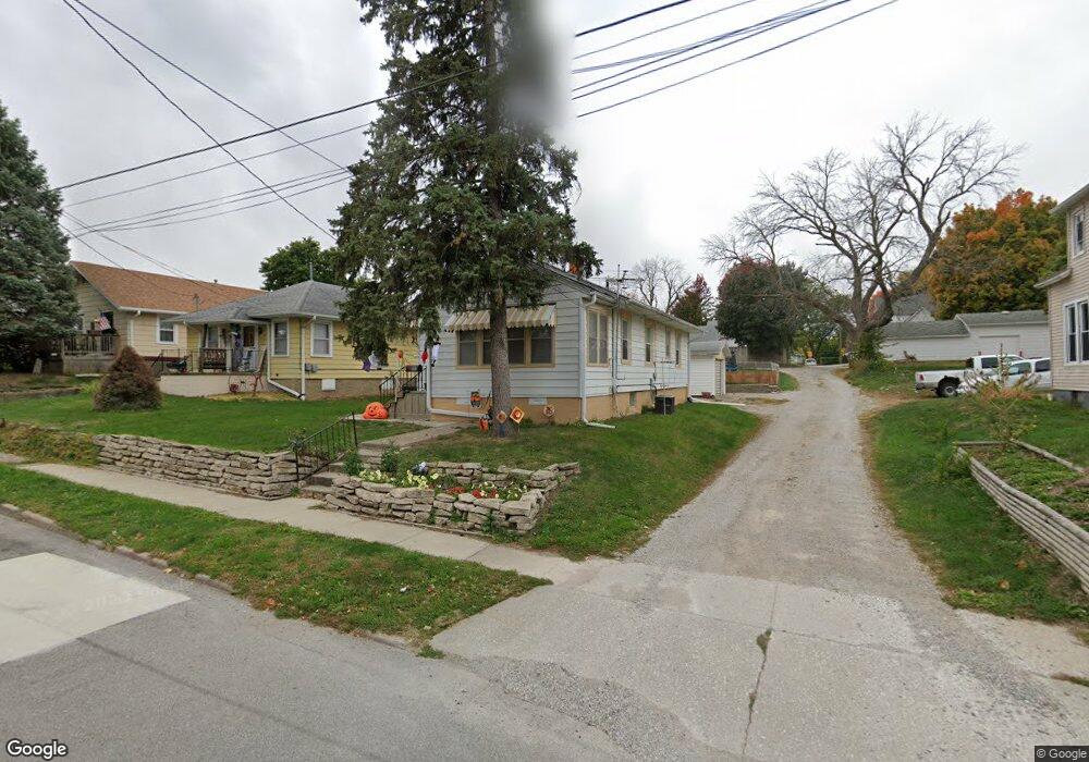 701 W 2nd St S, Newton, IA 50208 - photo 1