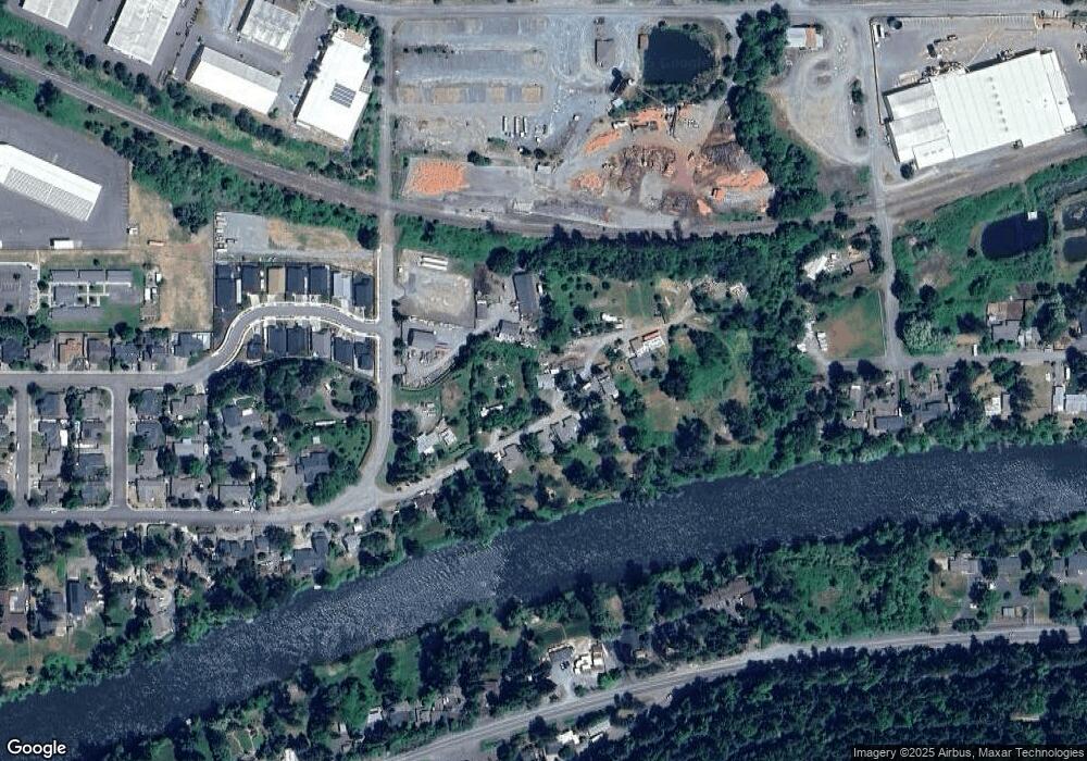 208 SE Inman Ln, Grants Pass, OR 97526 - photo 1