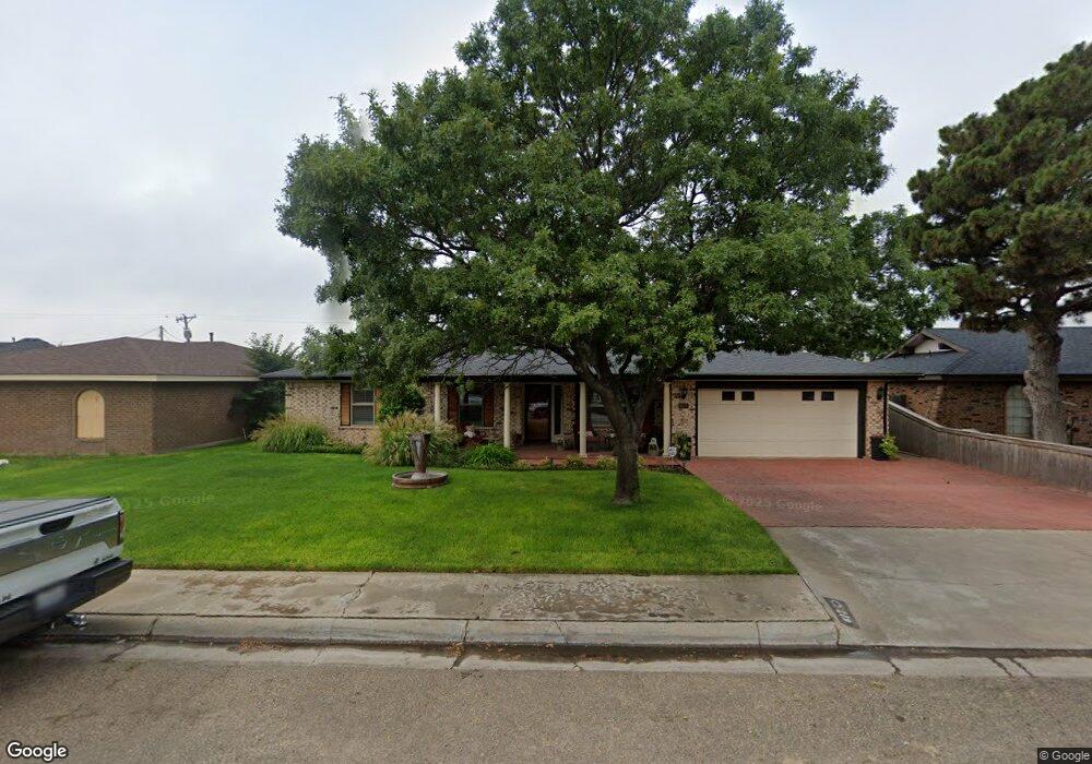 617 Belmont Dr, Dumas, TX 79029 - photo 1