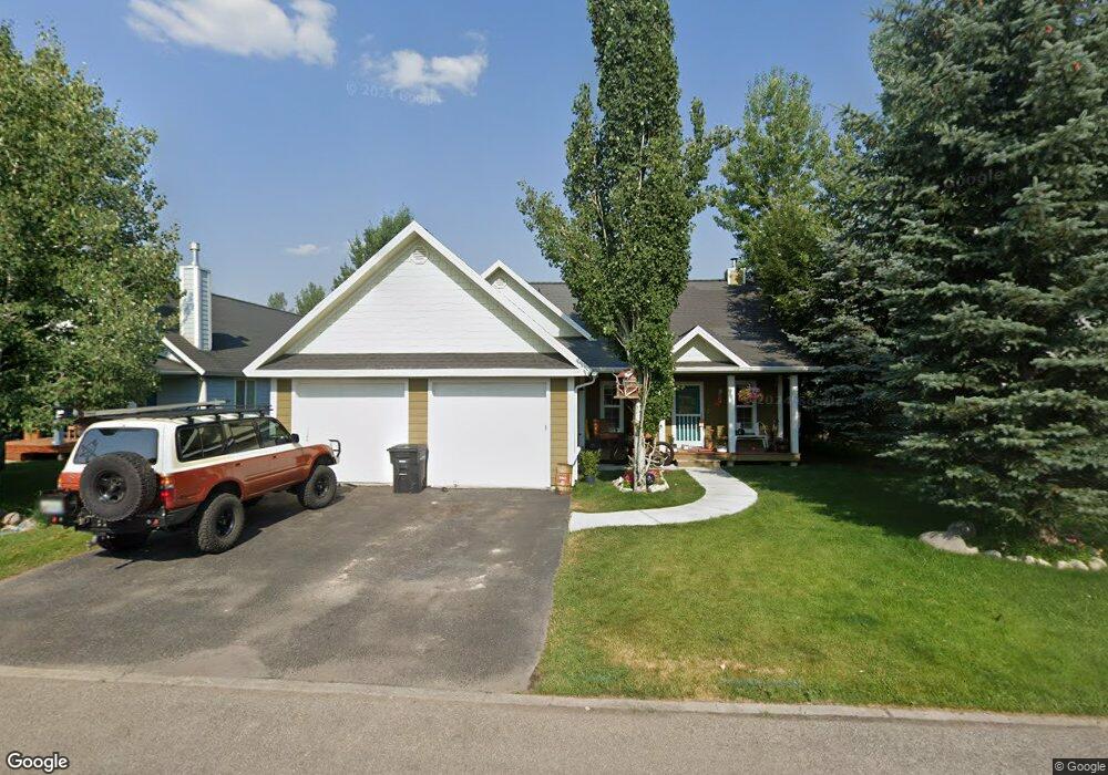 825 Streamside St, Driggs, ID 83422 - photo 1