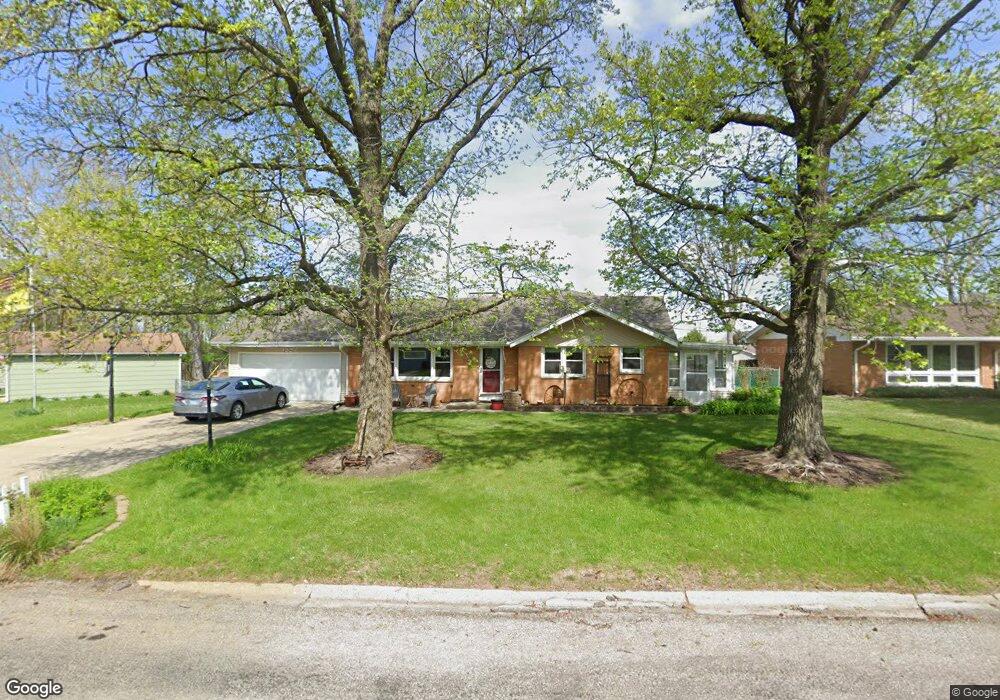 1229 Rutledge Dr, Lincoln, IL 62656 - photo 1