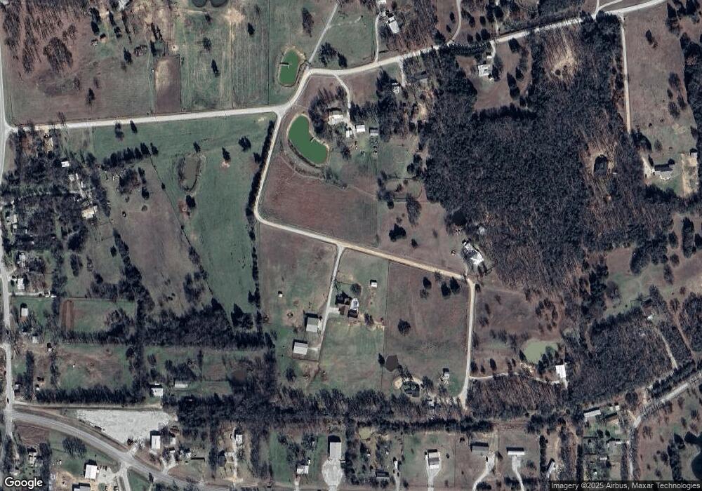 28 Woodbine Ln, Gainesville, TX 76240 - photo 1