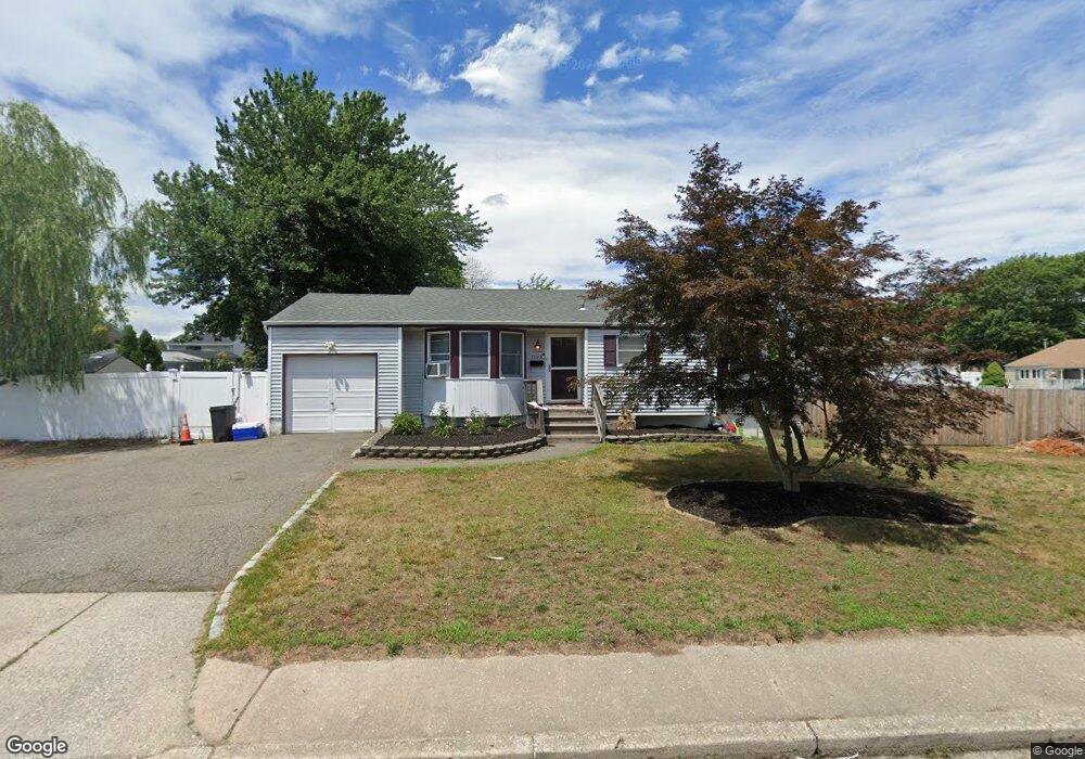 1303 Race Ave, Medford, NY 11763 - photo 1