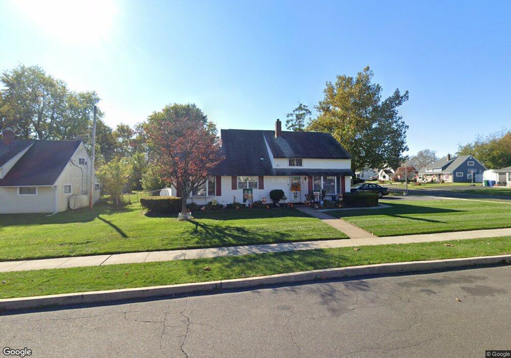 281 Appletree Dr, Levittown, PA 19055 - photo 1