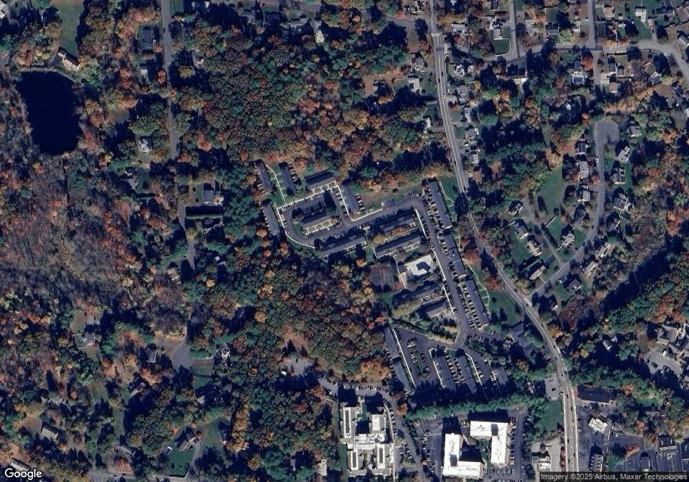 916 Windsor Dr unit 916A, Framingham, MA 01701 - photo 1