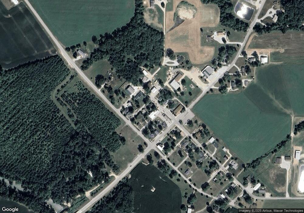 2736 SE Mulberry St, Bluffton, IN 46714 - photo 1