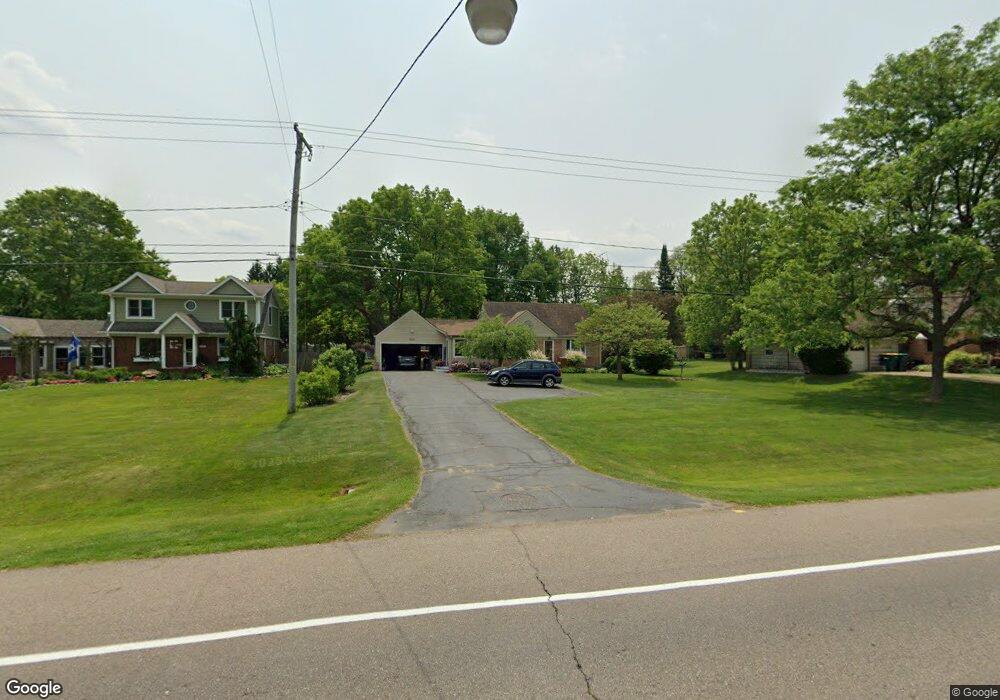 1320 Coutant St, Flushing, MI 48433 - photo 1