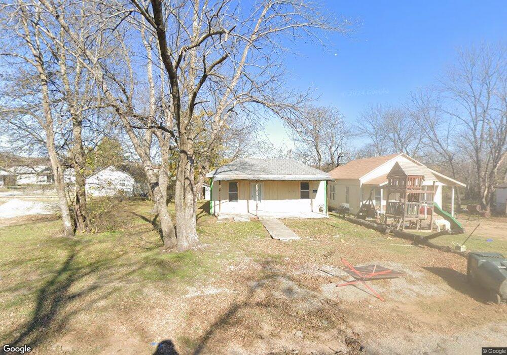 1608 W Broadway St, Henryetta, OK 74437 - photo 1