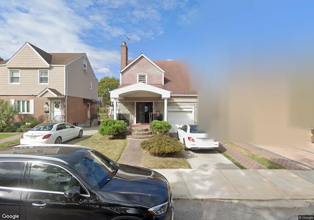 7520 174th St, Fresh Meadows, NY 11366 - photo 1