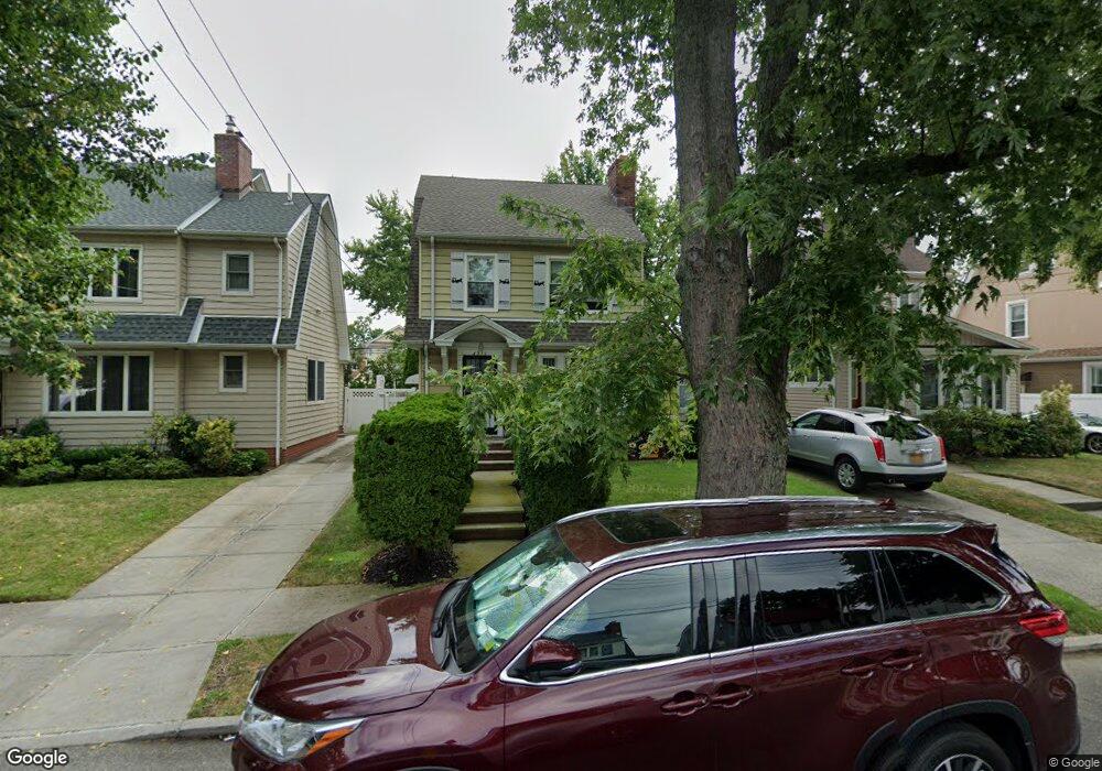 4511 171st Place, Flushing, NY 11358 - photo 1