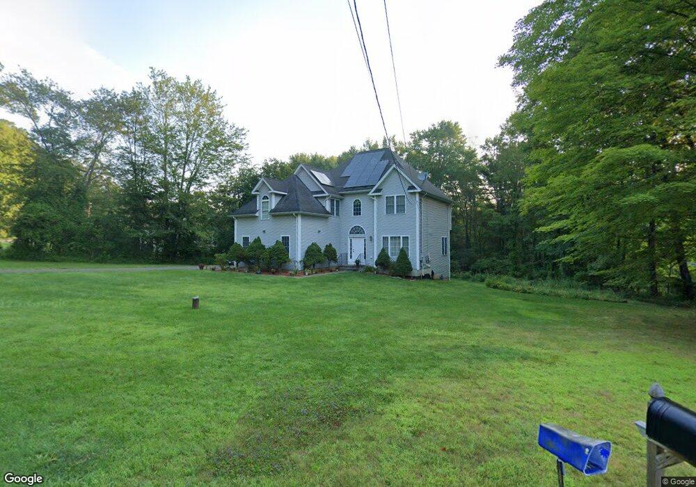 132 Wadhams Rd, Bloomfield, CT 06002 - photo 1