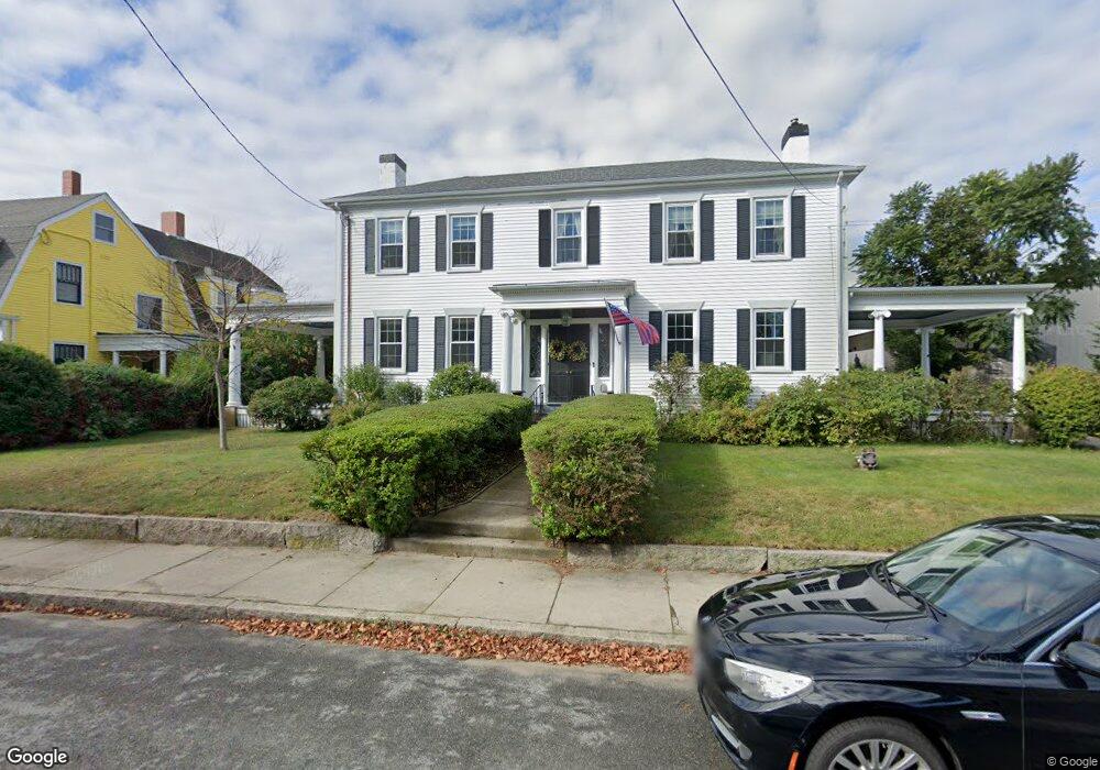 10 Main St, Fairhaven, MA 02719 - photo 1