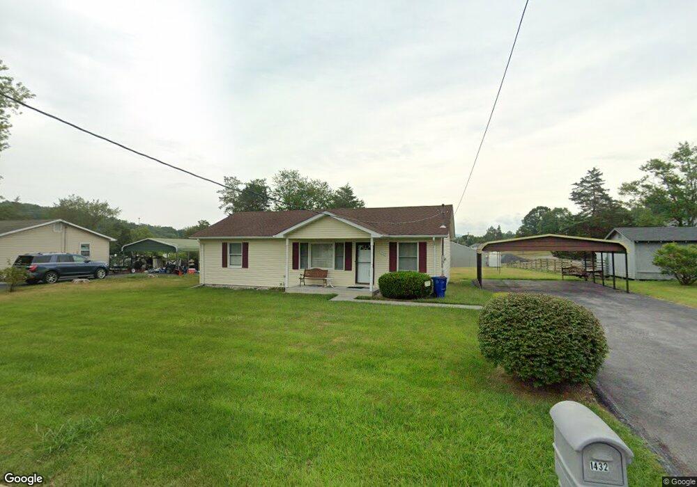 1432 Locust St, Front Royal, VA 22630 - photo 1