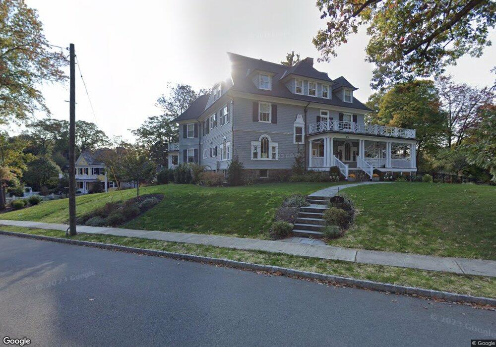 24 Ridge Rd, Summit, NJ 07901 - photo 1