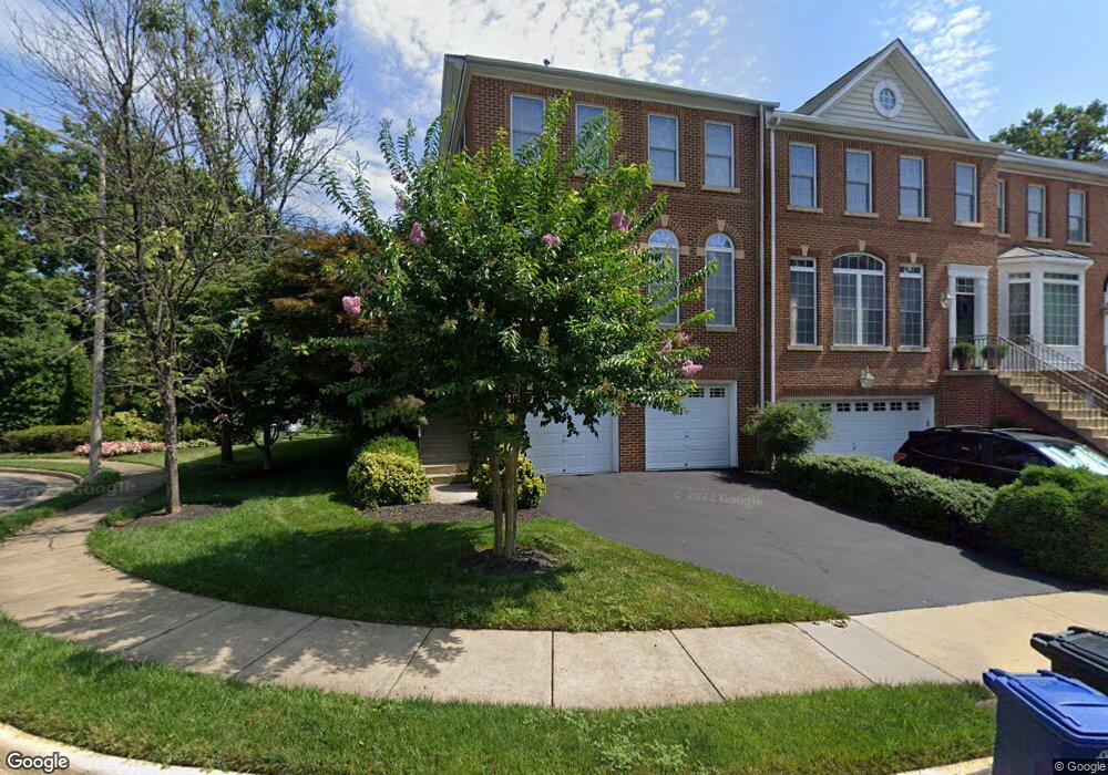 9918 Cyrandall Place, Oakton, VA 22124 - photo 1