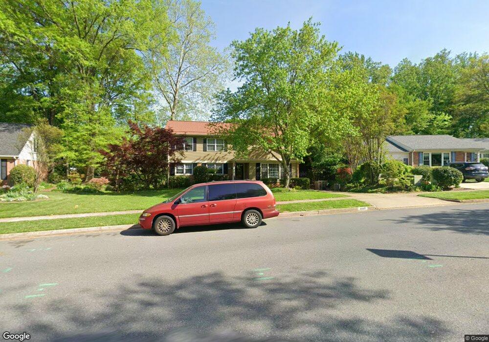 8327 Toll House Rd, Annandale, VA 22003 - photo 1