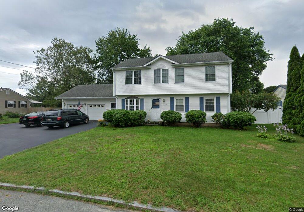 119 Woodhaven Rd, Woonsocket, RI 02895 - photo 1