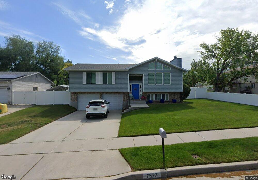 7977 S 450 E, Sandy, UT 84070 - photo 1