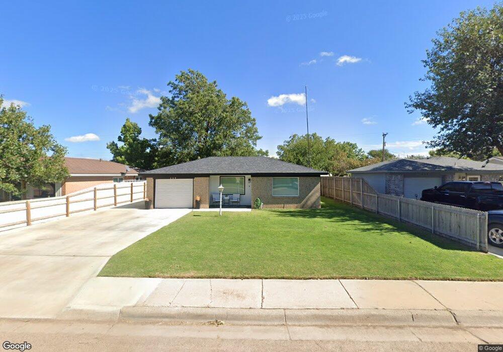 608 Elm Ave, Dumas, TX 79029 - photo 1