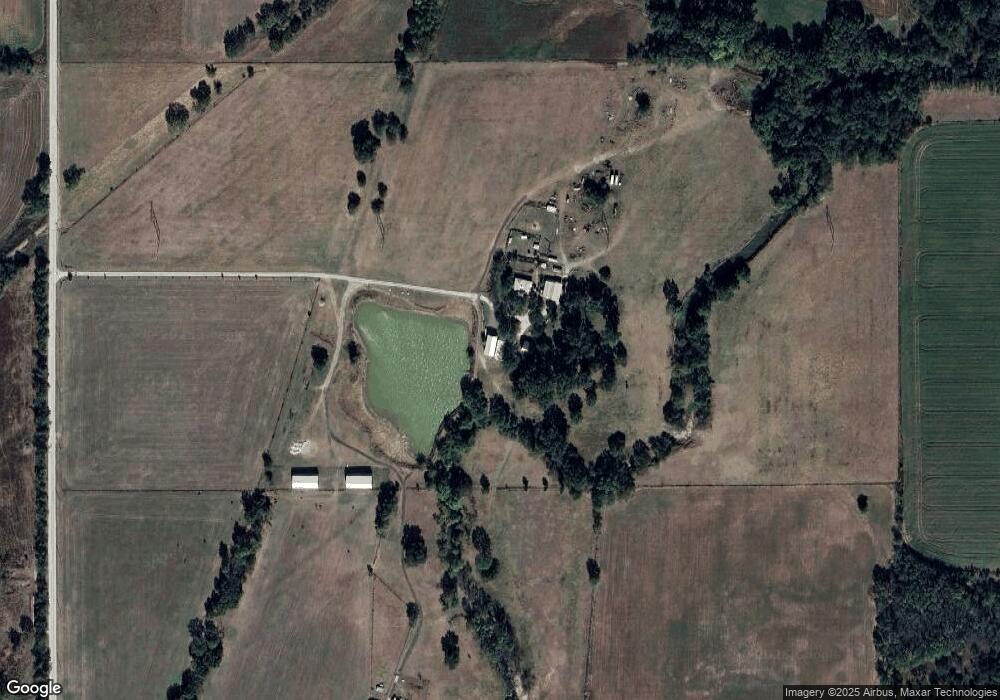 1370 Pratt Rd, Parsons, KS 67357 - photo 1