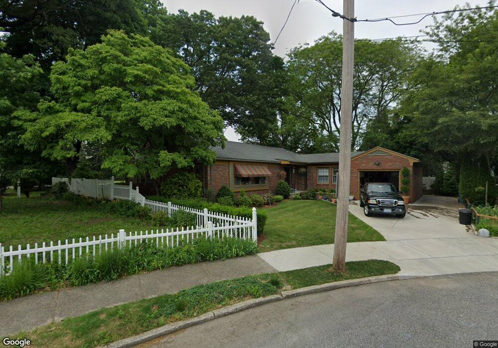 67 Betsey Williams Dr, Cranston, RI 02905 - photo 1