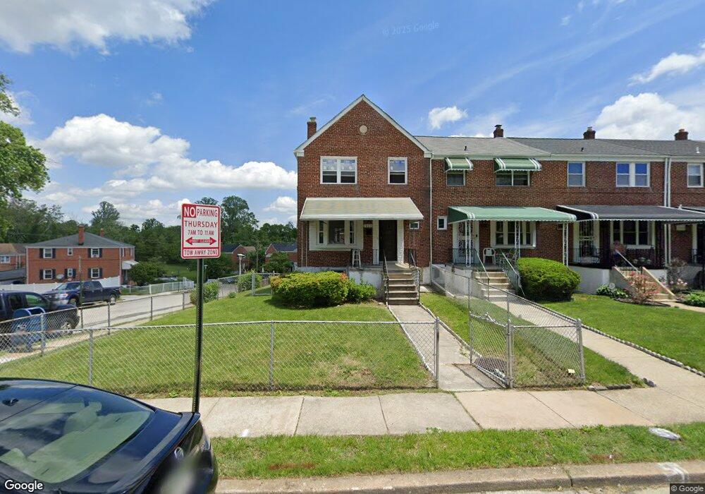 1215 Wildwood Pkwy, Baltimore, MD 21229 - photo 1