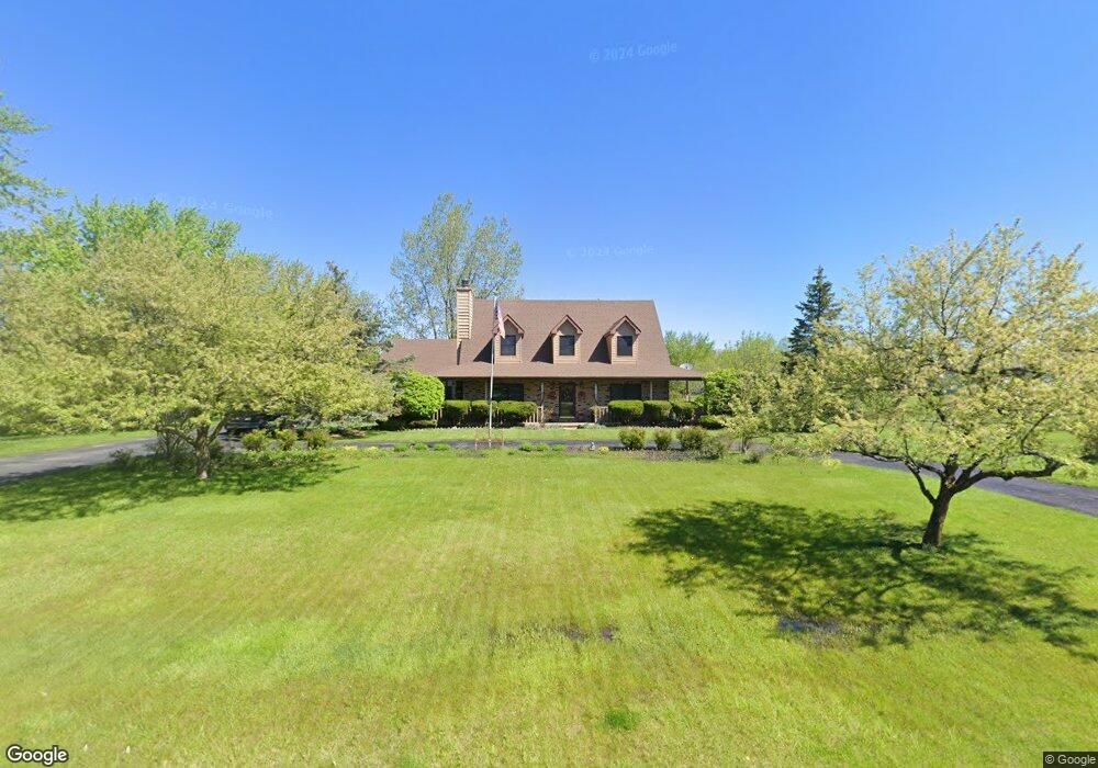 4694 Hillcrest Ct, Crown Point, IN 46307 - photo 1