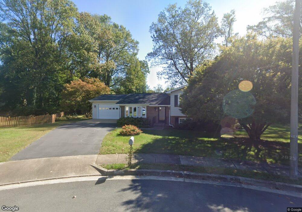 903 Cooper Ct SE, Vienna, VA 22180 - photo 1