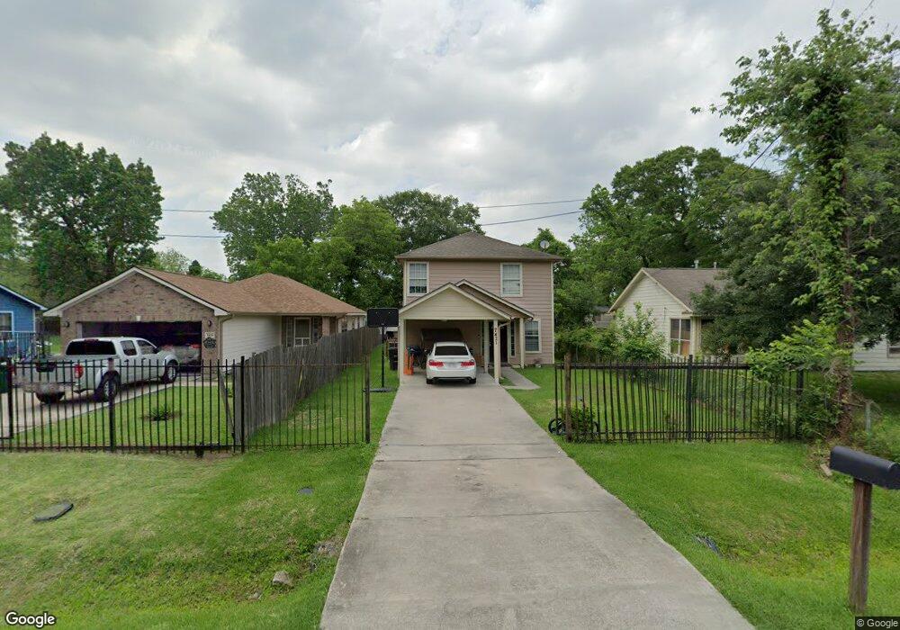 7421 Carothers St, Houston, TX 77028 - photo 1